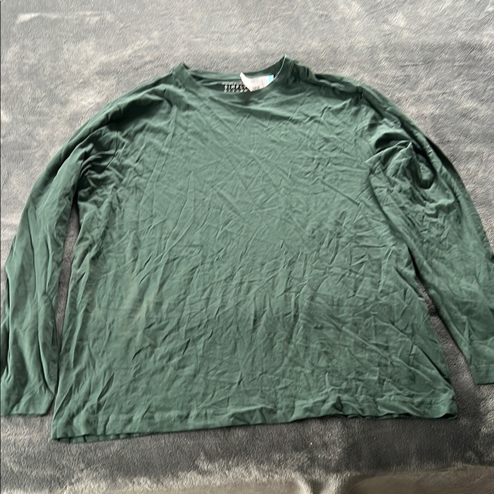 NWT Men’s Green Long Sleeve Tee Crewneck - Large